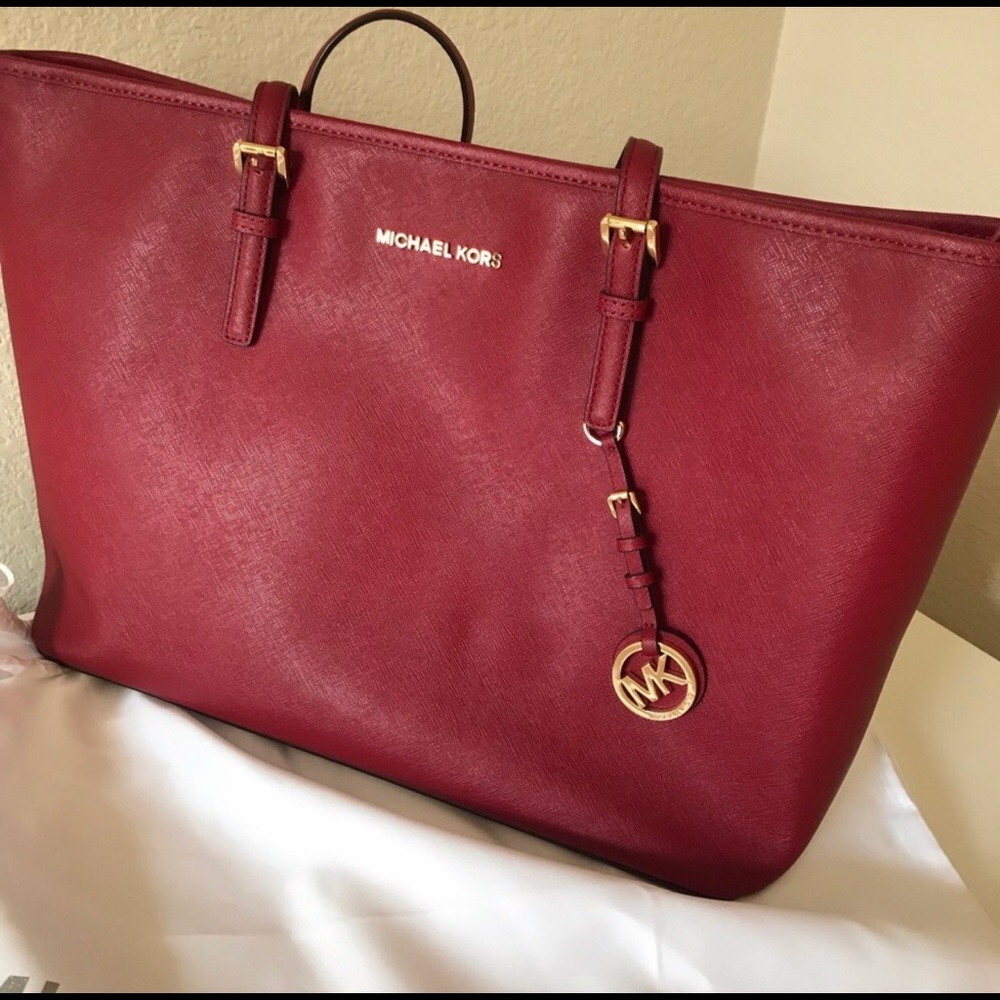 SOLD ❌ Michael Kors Purse
